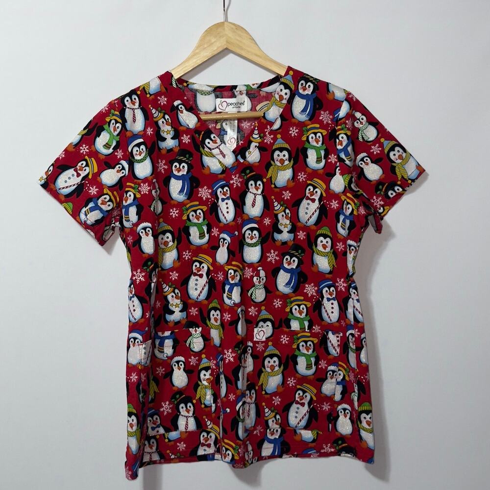 Peaches Uniforms short sleeve Penguin holiday scrub top women’s size medium